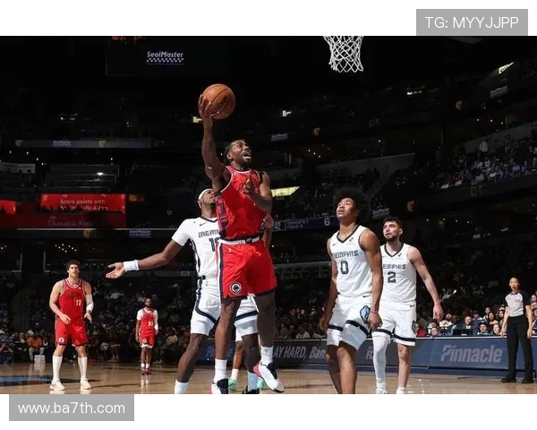 小卡准绝杀创纪录 快船逆转步行者